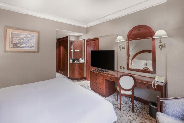 Madinah Hilton Hotel image 60